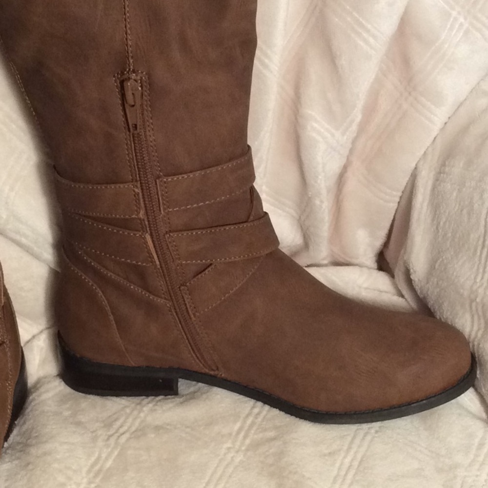 Madden Girl Karmin Brown Size 7 Wide - Picture 4 of 10